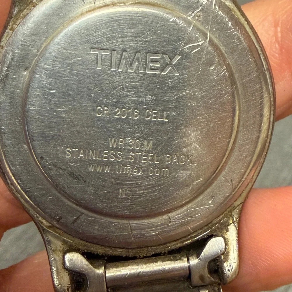 Timex Indiglo WR 30M Watch Silver Gold Day Date Expansion Band Running
